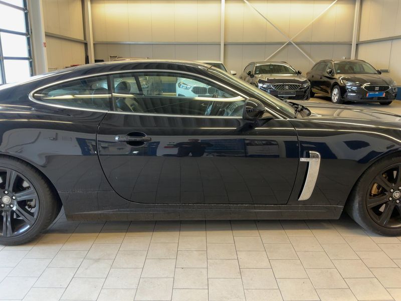 Jaguar XK 4.2 V8 — zdjęcie 7