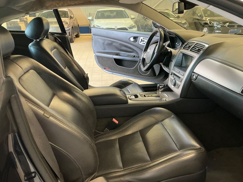 Jaguar XK 4.2 V8 — zdjęcie 11
