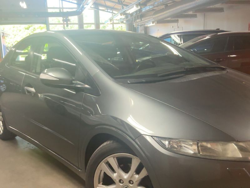 Honda Civic 1.8 VTEC Sport 2010 – снимка 12