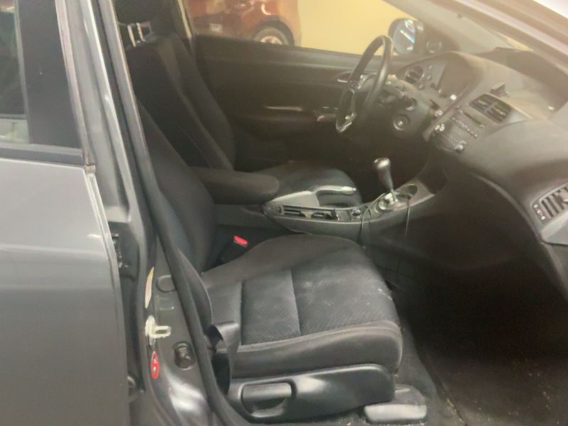 Honda Civic 1.8 VTEC Sport 2010 – снимка 17