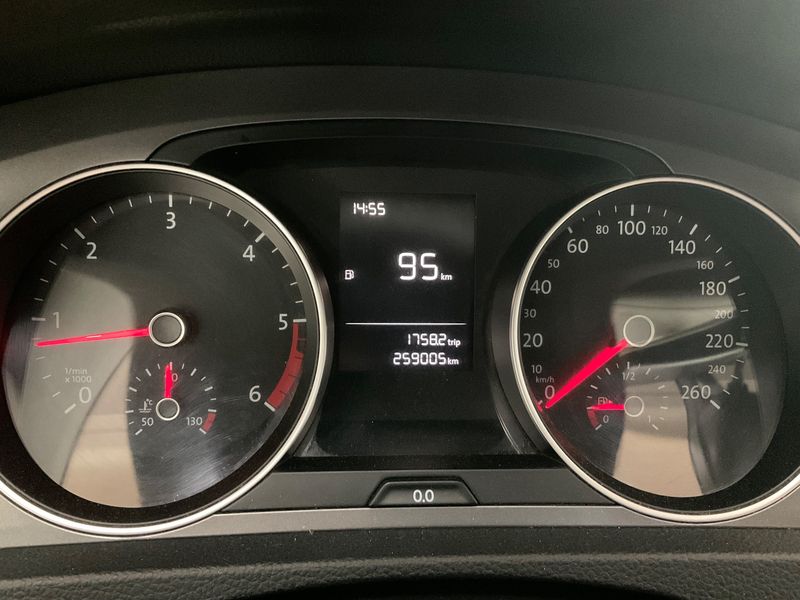 Volkswagen Golf VII 1.6 TDI Trendline BlueMotion Tech — zdjęcie 13