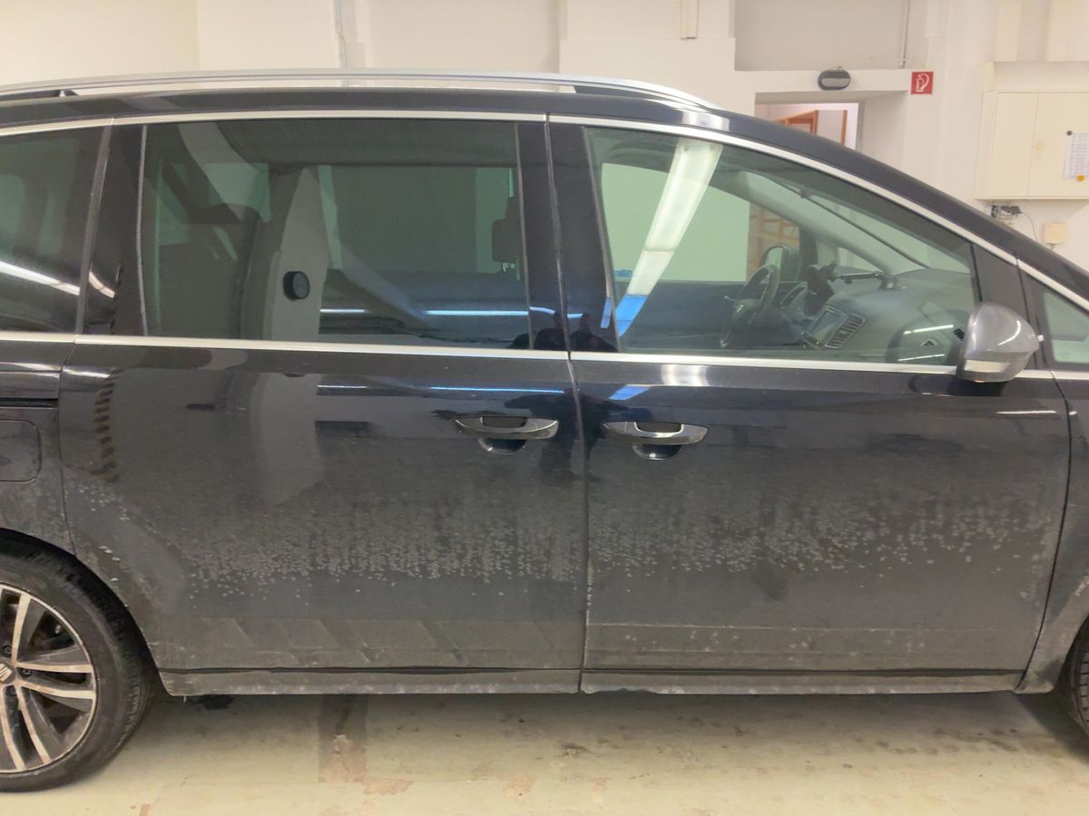 Seat Alhambra 2017 — photo 11