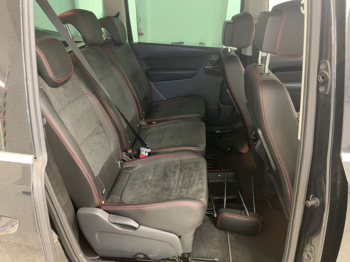 Seat Alhambra 2017 — photo 20