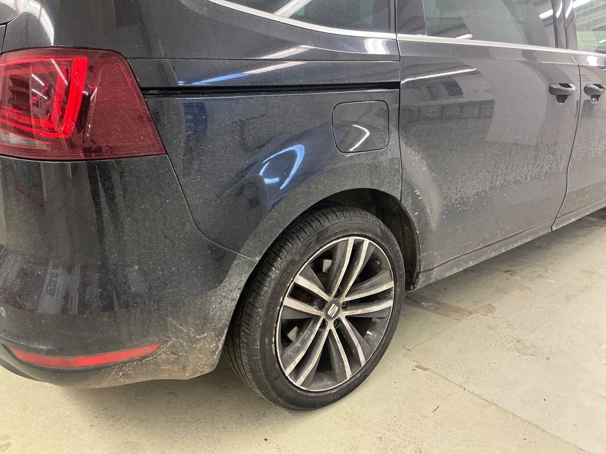 Seat Alhambra 2017 — photo 31