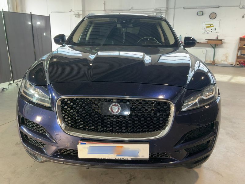 Jaguar F-Pace 30d Portfolio AWD — zdjęcie 9