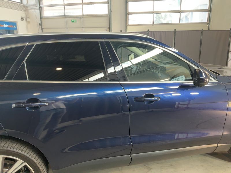 Jaguar F-Pace 30d Portfolio AWD — zdjęcie 7