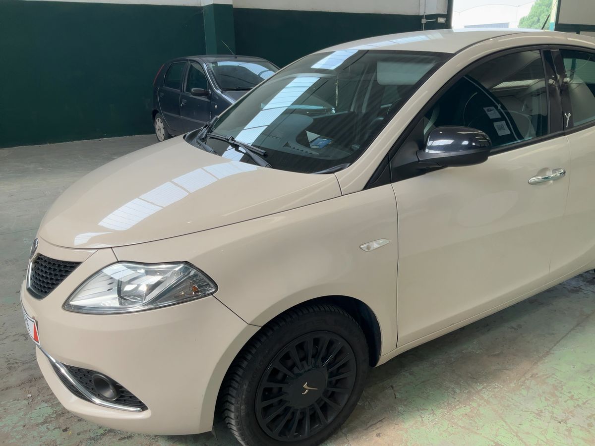 Lancia Ypsilon d'occasion
