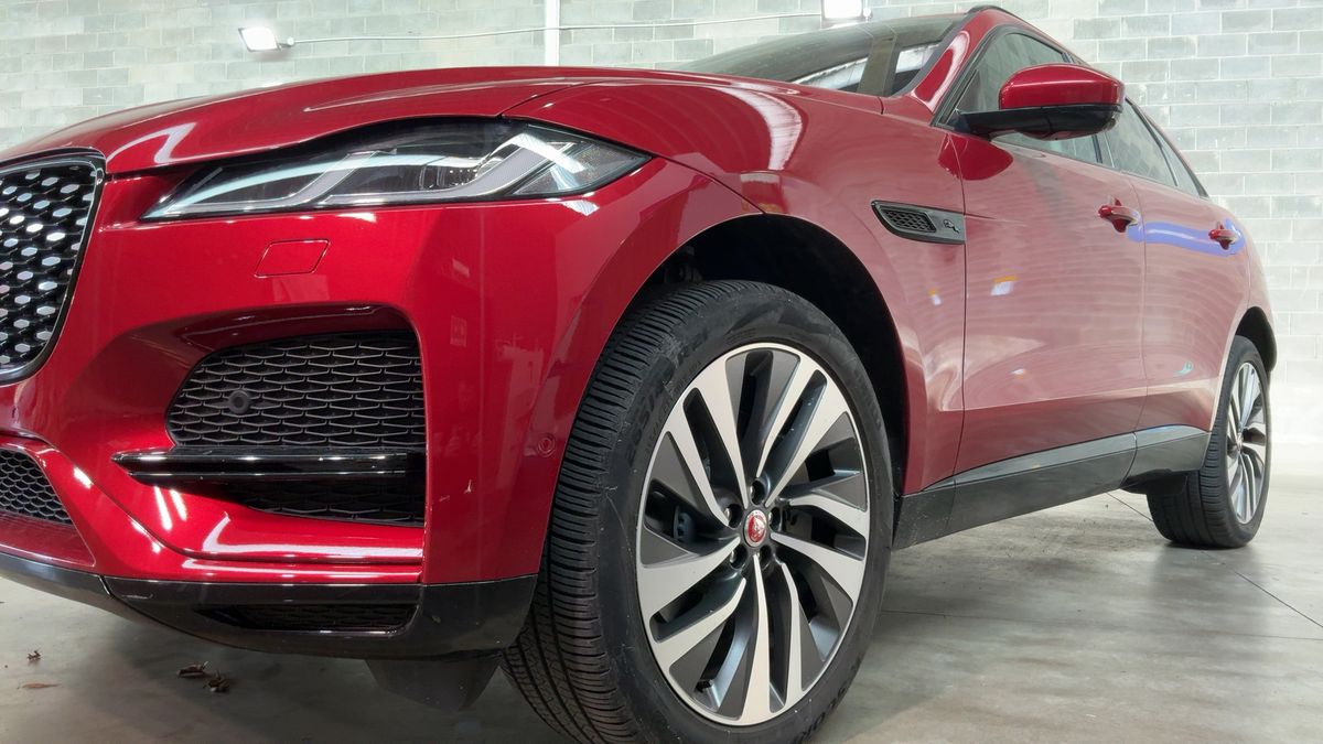 Jaguar F-Pace P400e Plug-in Hybrid SE AWD