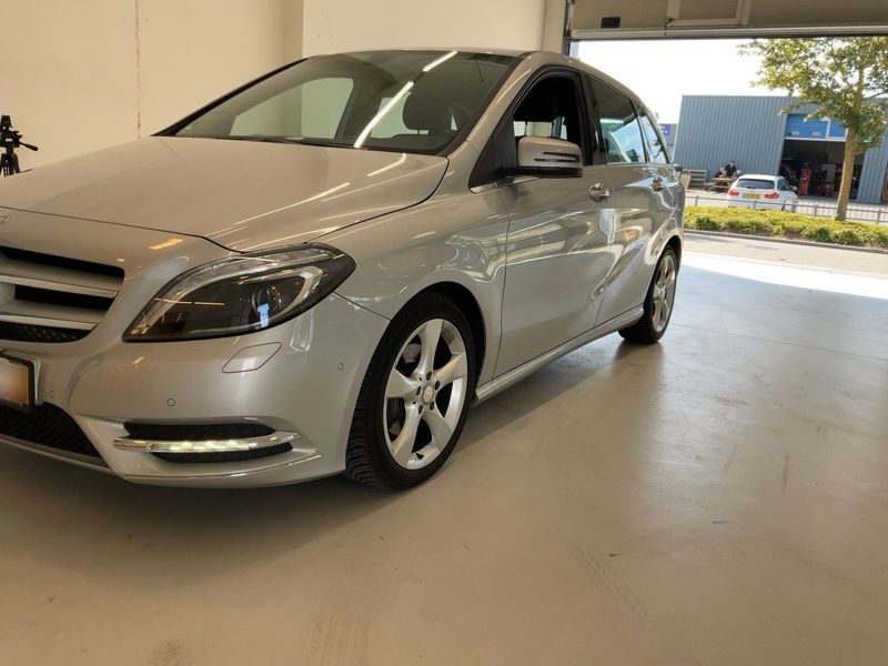 Mercedes-Benz B-Klasse B 180 — zdjęcie 2