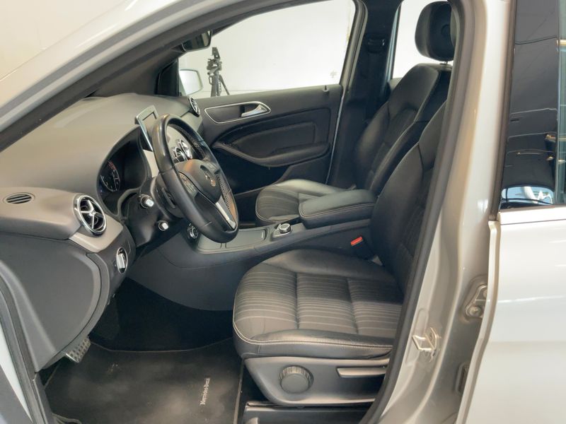 Mercedes-Benz B-Klasse B 180 — zdjęcie 11