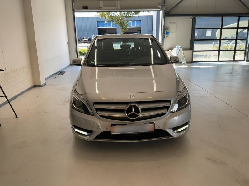 Mercedes-Benz B-Klasse B 180 — zdjęcie 9