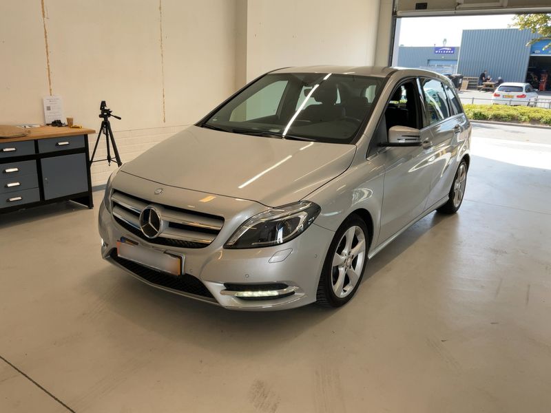 Mercedes-Benz B-Klasse B 180