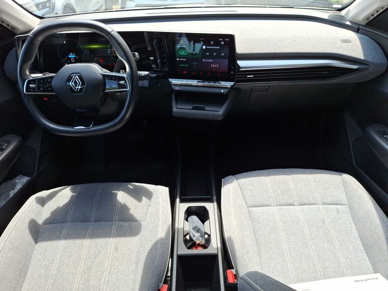 Renault Megane E-Tech electric drive 96 kW Equilibre — zdjęcie 11