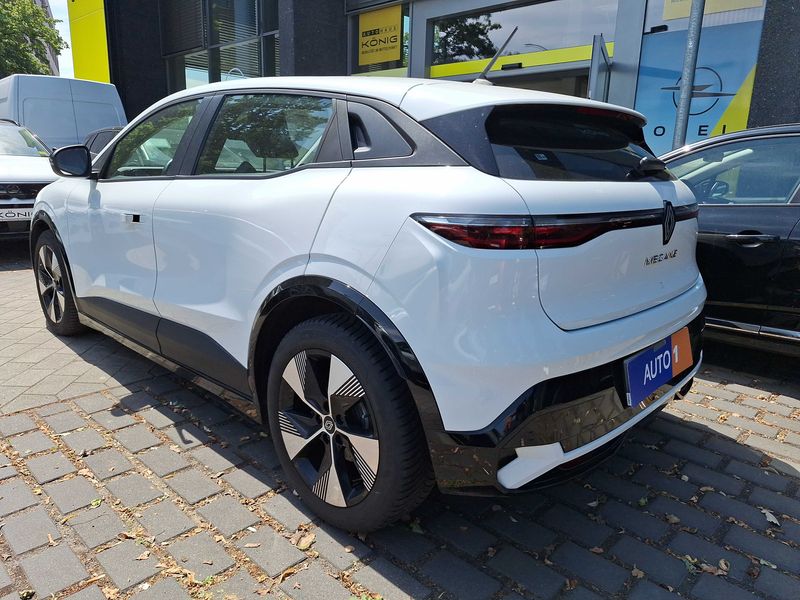 Renault Megane E-Tech electric drive 96 kW Equilibre — zdjęcie 3