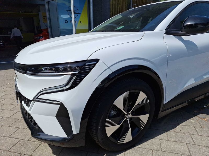 Renault Megane E-Tech electric drive 96 kW Equilibre — zdjęcie 2