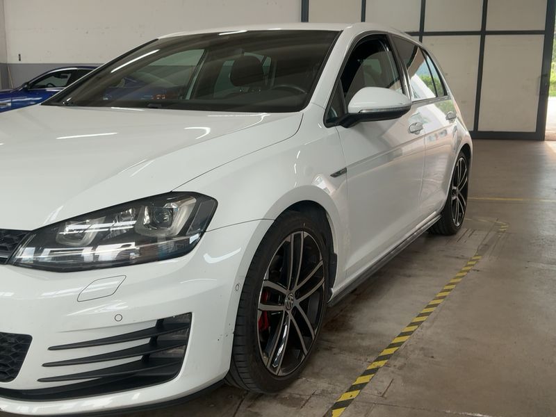 Volkswagen Golf VII 2.0 TDI GTD BlueMotion Tech — zdjęcie 2