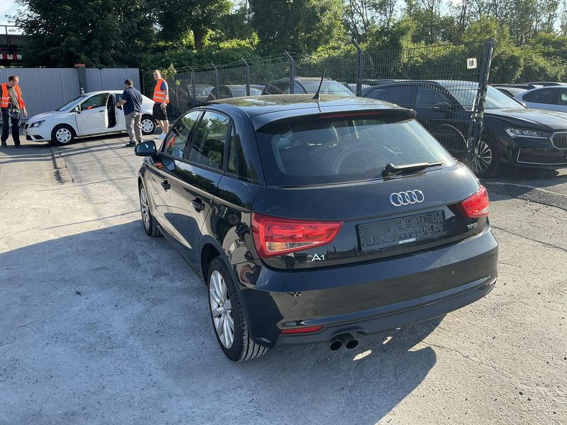 Audi A1 Sportback 1.4 TFSI — zdjęcie 3