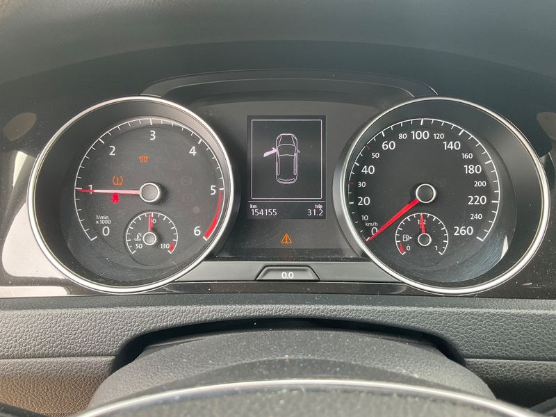 Volkswagen Golf VII 1.6 TDI Highline BlueMotion Tech 2013 – снимка 18