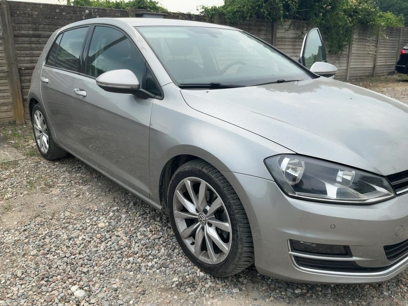 Volkswagen Golf VII 1.6 TDI Highline BlueMotion Tech 2013 – снимка 12