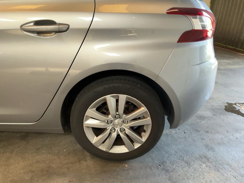 Peugeot 308 1.6 Blue-HDi Active Business 2017 – снимка 5