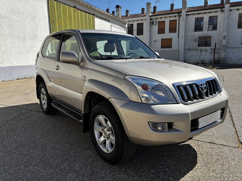 Toyota Land Cruiser 3.0 D-4D VX — zdjęcie 6