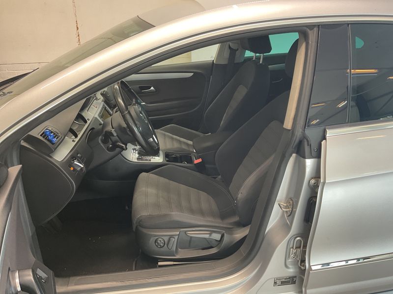 Volkswagen Passat CC 2.0 TSI — zdjęcie 3