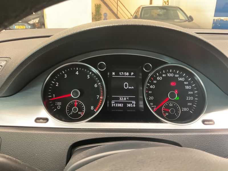 Volkswagen Passat CC 2.0 TSI — zdjęcie 4