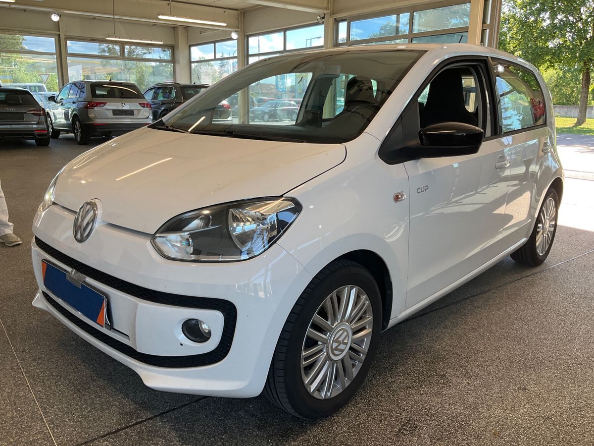 Volkswagen up! 2015 — photo 1