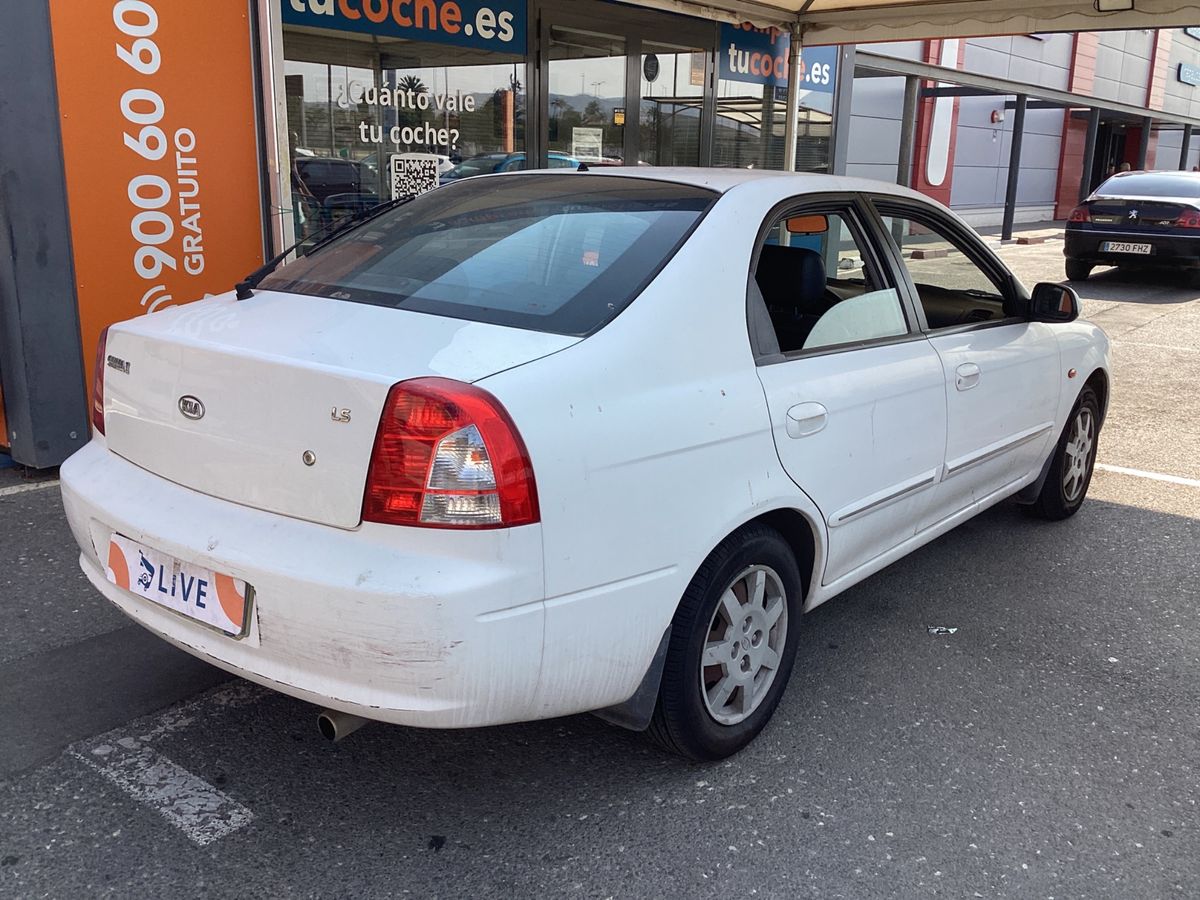 Kia Shuma 1.6 LS 5