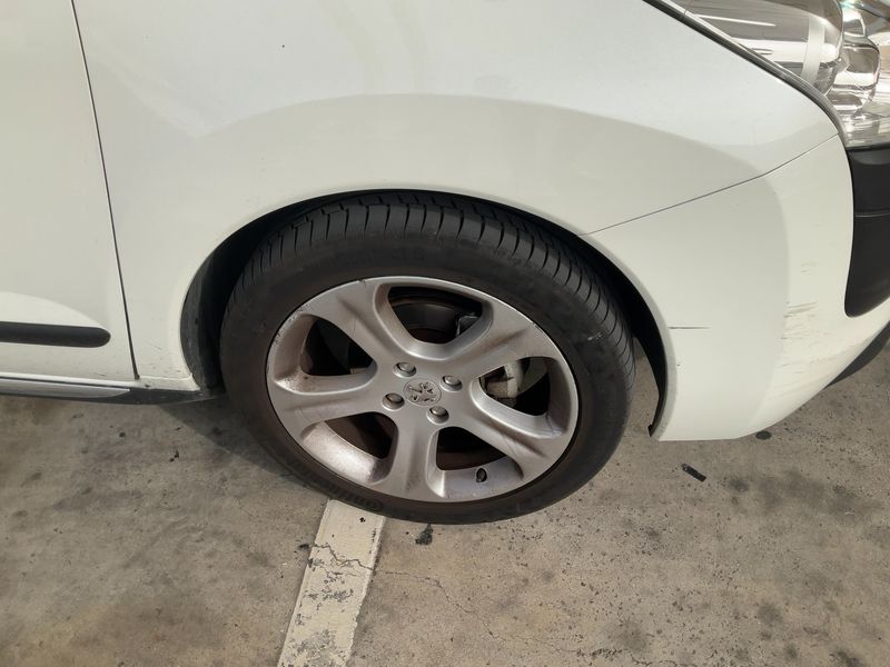 Peugeot 3008 1.6 HDi Allure 2012 – снимка 11