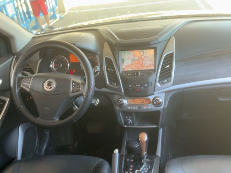 Ssangyong Korando 2.2 TD Limited 4x4 — zdjęcie 12