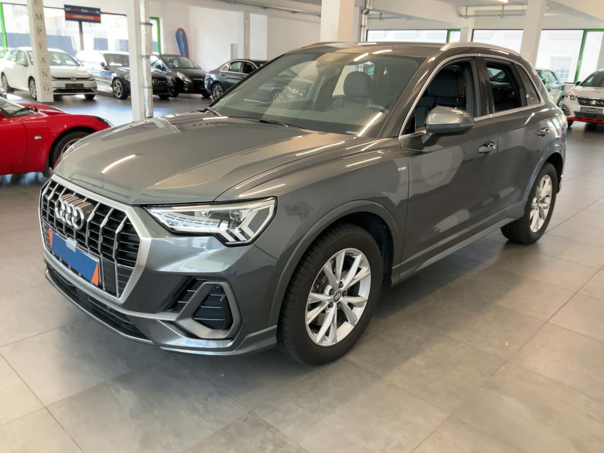 Audi Q3 40 TFSI quattro S Line