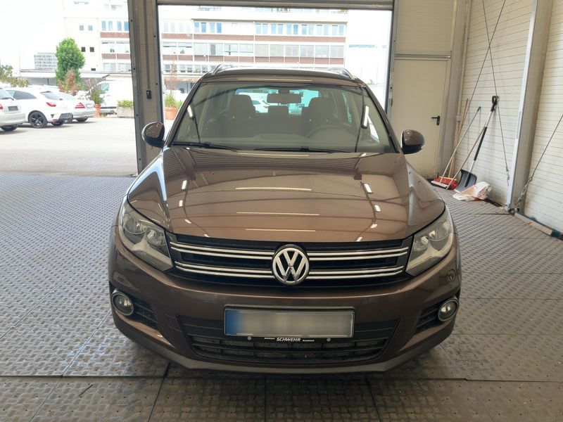 Volkswagen Tiguan 2.0 TDI Sport & Style 4Motion BlueMotion Tech 2011 – снимка 14