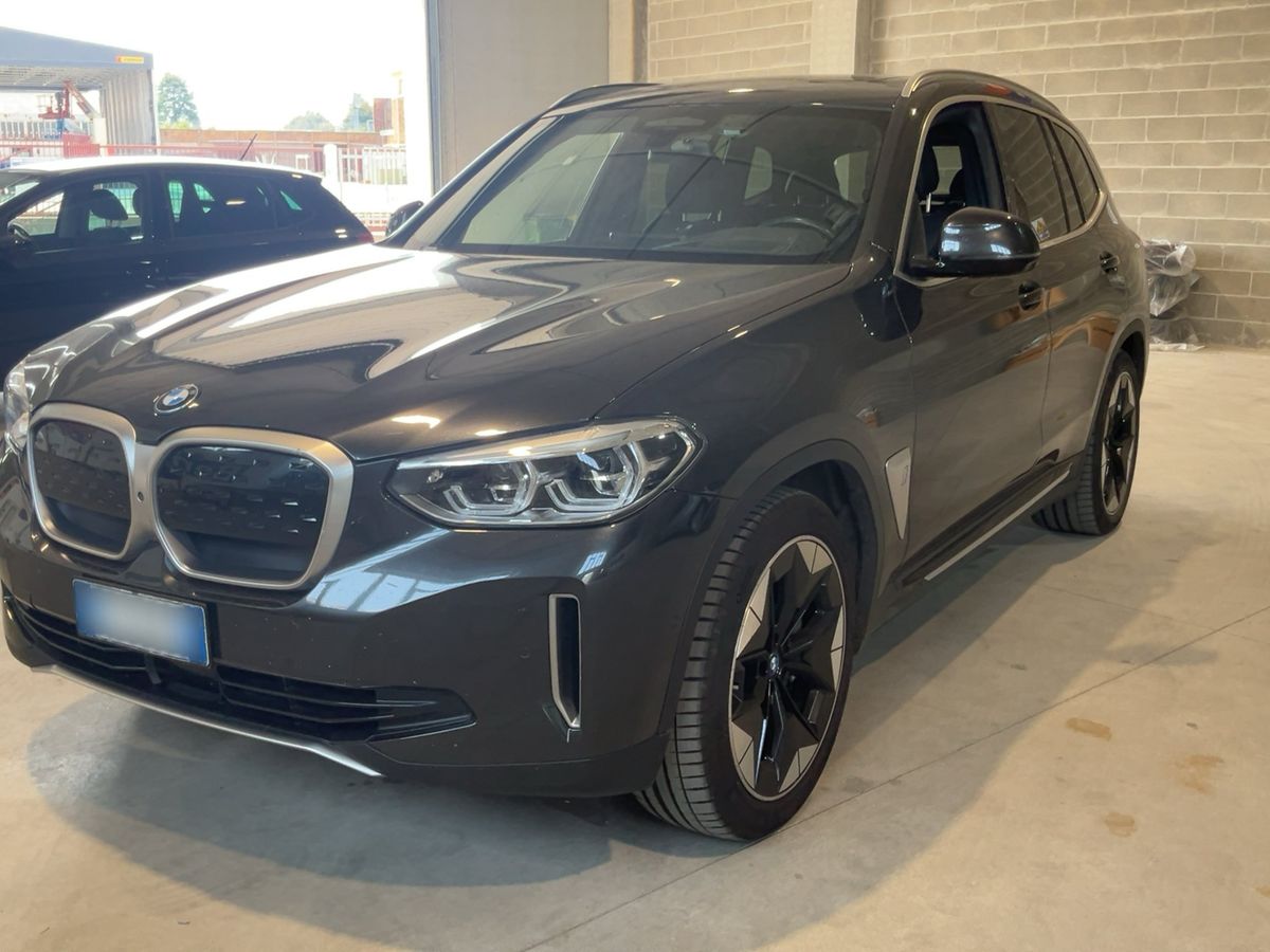 BMW iX3 2021