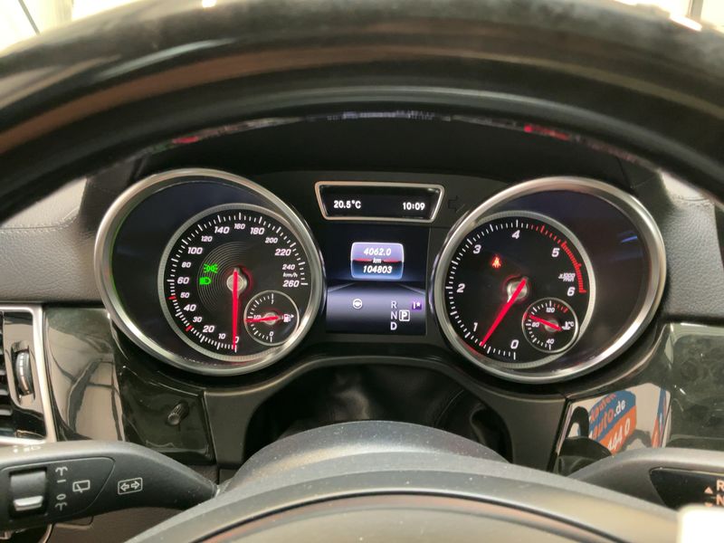 Mercedes-Benz GLS-Klasse GLS 350 4Matic AMG Line — zdjęcie 13