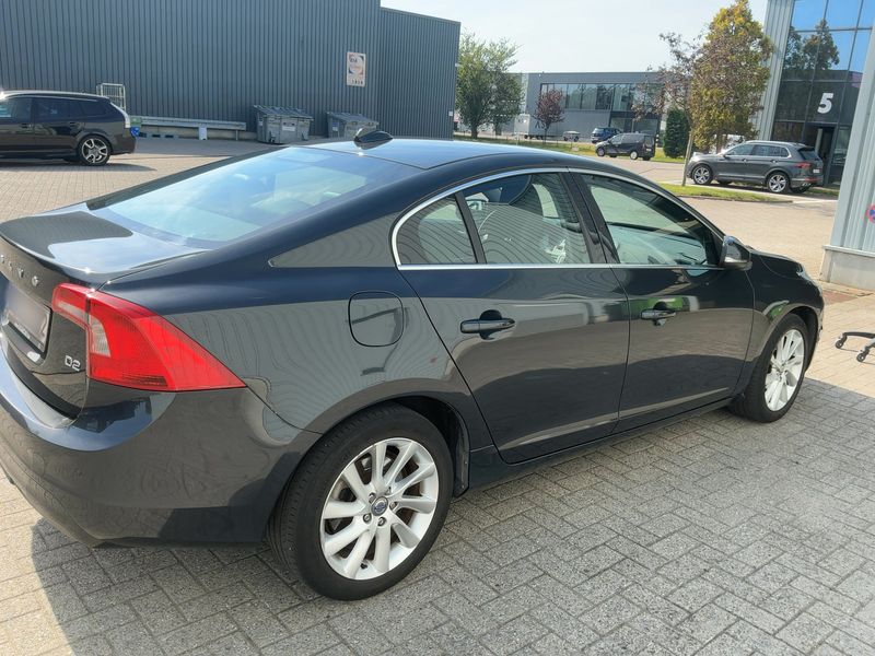Volvo S60 1.6 D2 Summum 2014 – снимка 8