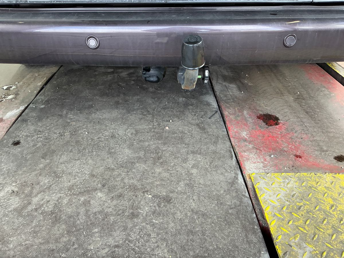 Volkswagen T5 2010 — photo 25