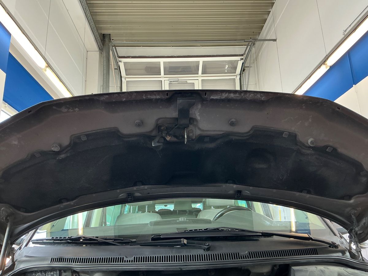 Volkswagen T5 2010 — photo 28