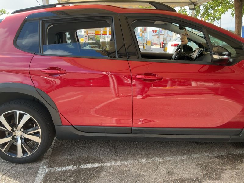 Peugeot 2008 1.2 e-THP GT Line 2017 – снимка 10