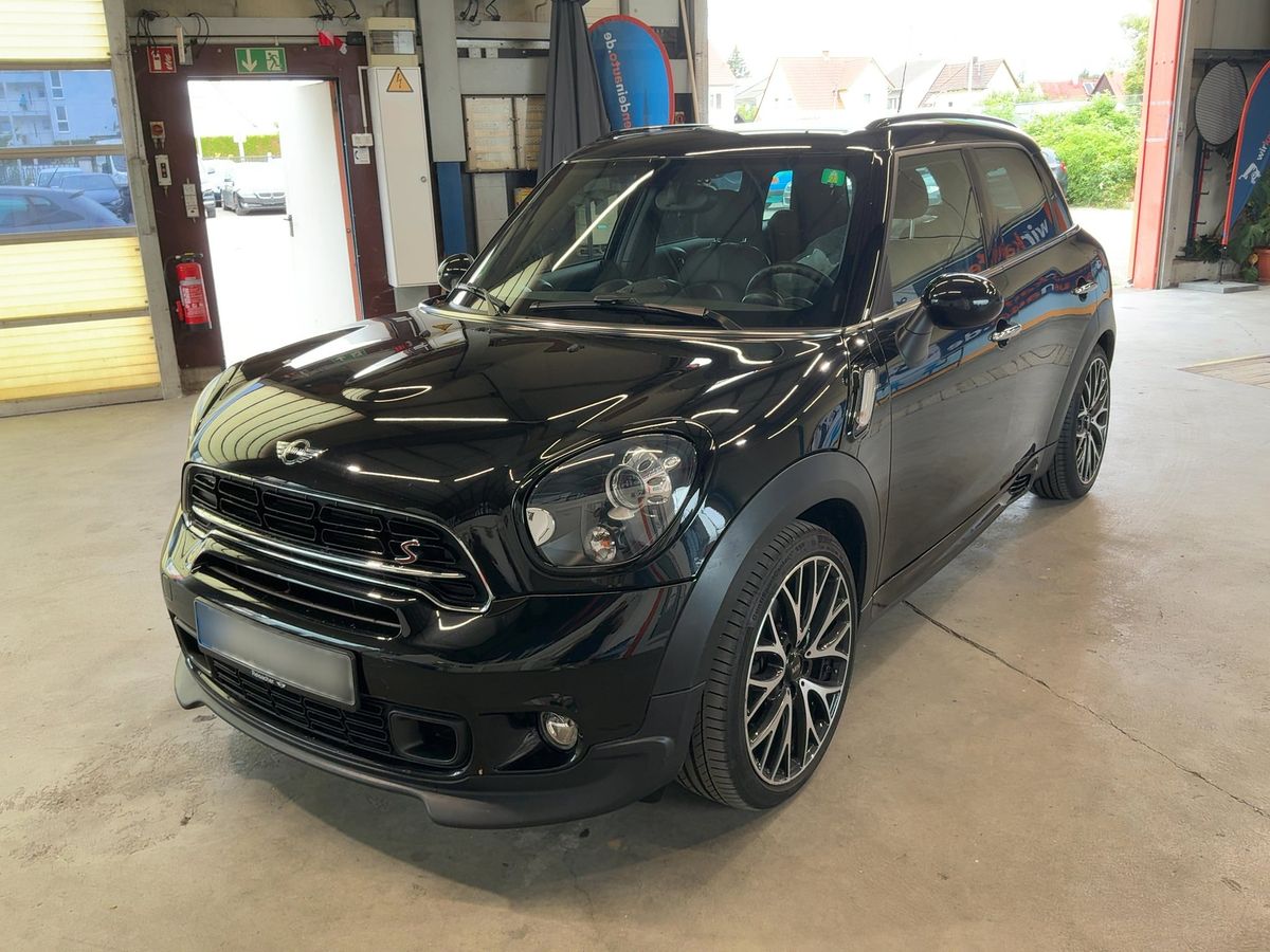 MINI Countryman 2015