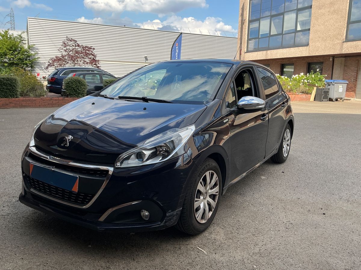 Peugeot 208 2015