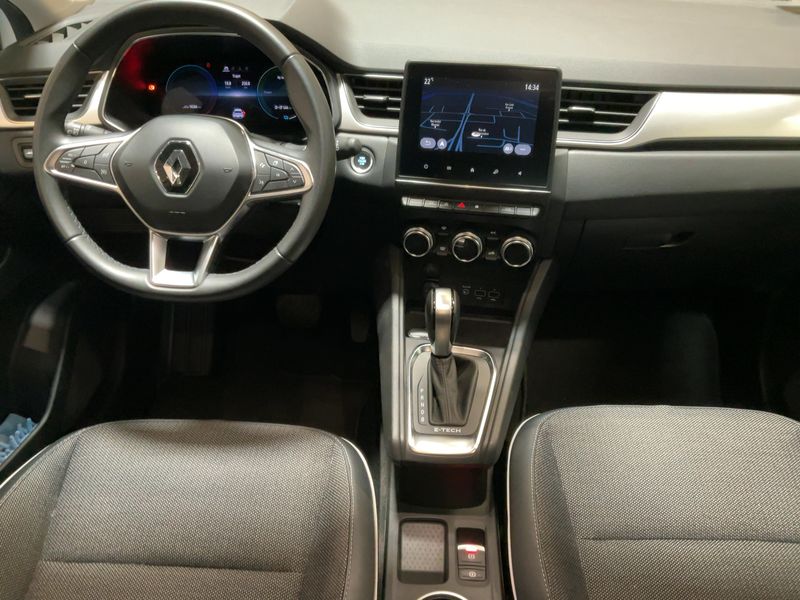 Renault Captur 1.6 Hybrid E-Tech Intens — zdjęcie 12