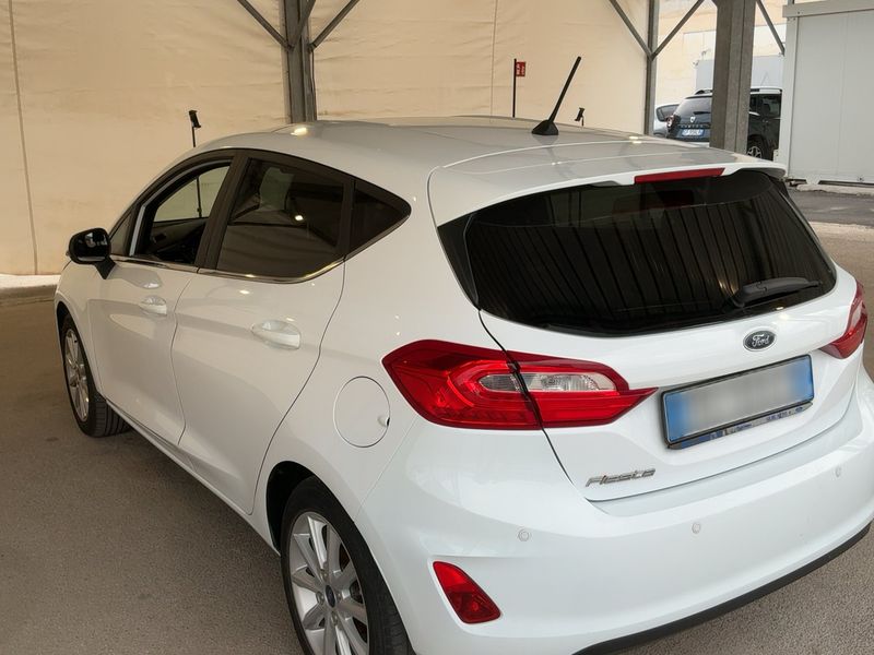 Ford Fiesta 1.1 Titanium — zdjęcie 3