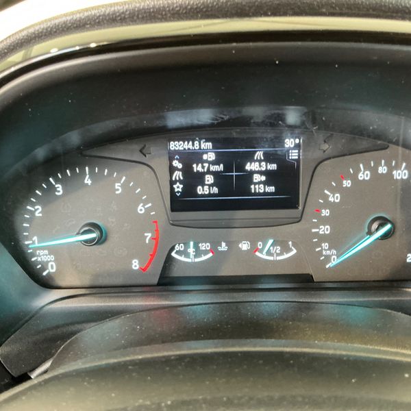 Ford Fiesta 1.1 Titanium — zdjęcie 13