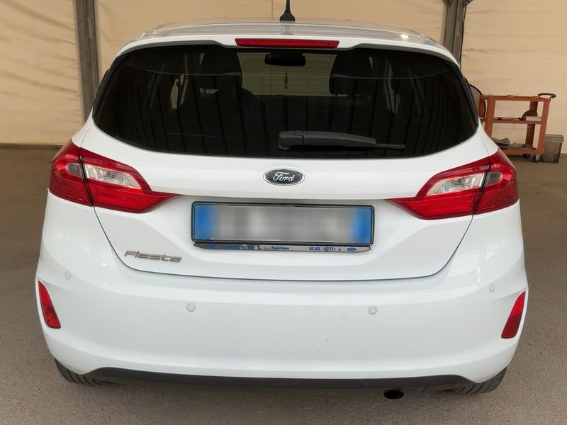 Ford Fiesta 1.1 Titanium — zdjęcie 5