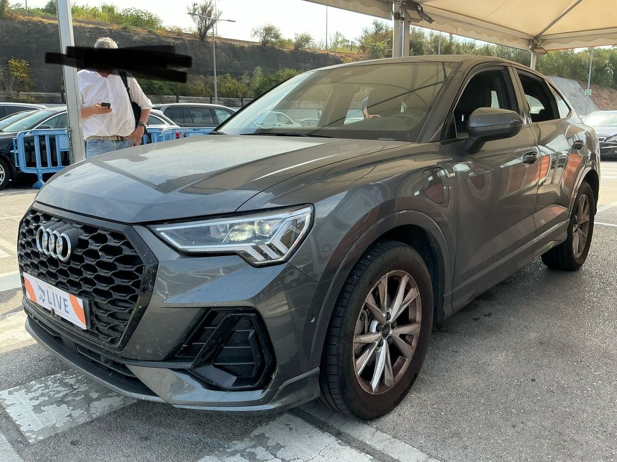 Audi Q3 Sportback 45 TFSIe S line