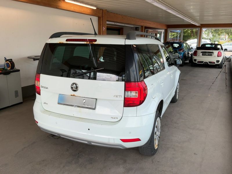 Skoda Yeti 2.0 TDI Joy 4x4 — zdjęcie 6