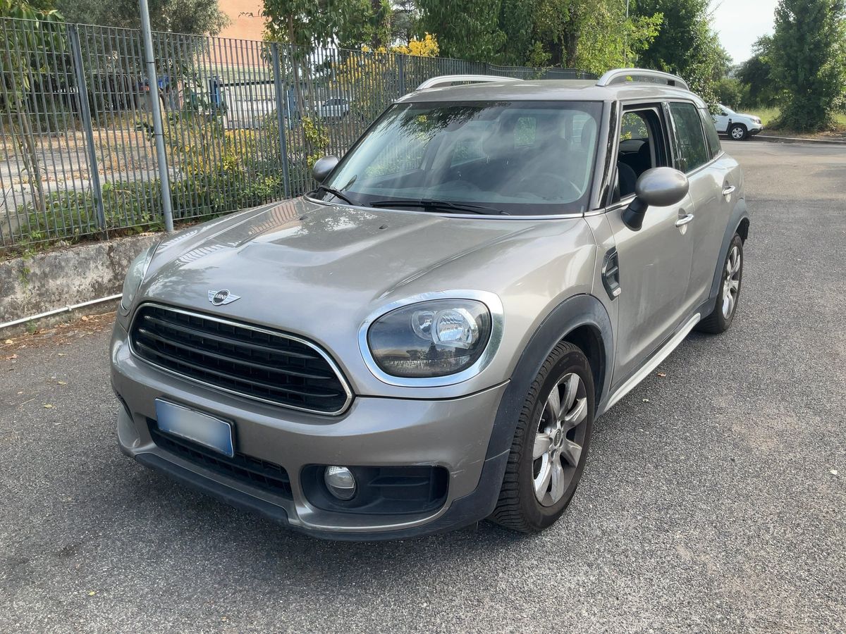 MINI Countryman 2017 — photo 1