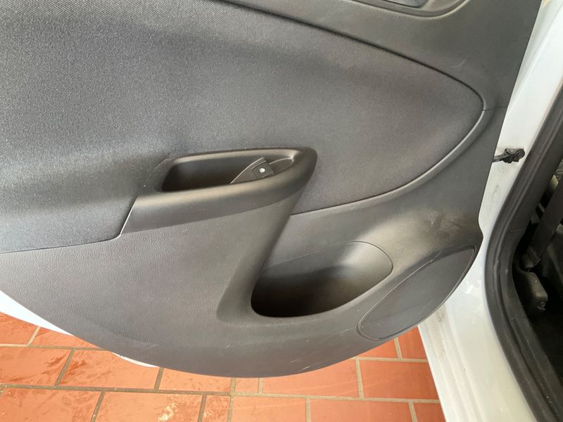 Opel Astra 1.5 CDTI 120 Jahre Start/Stop 2019 – снимка 31