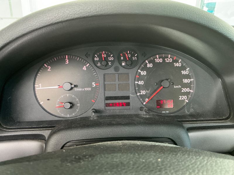 Audi A4 1.9 TDI 1997 – снимка 4